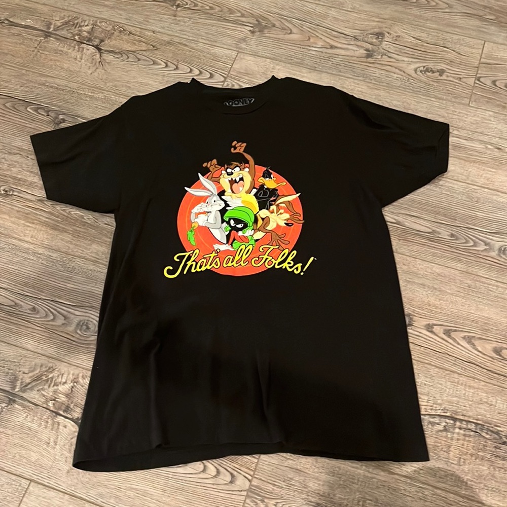 Looney tunes graphic tee